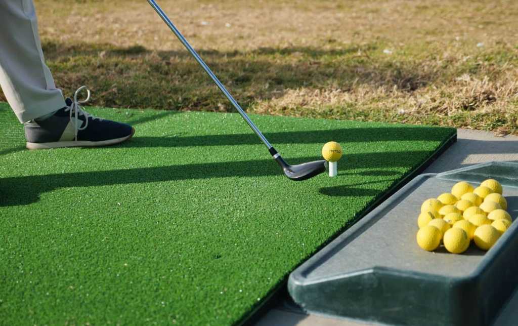 Mastering Your Swing: How to Improve Your Golf Game at the Driving Range